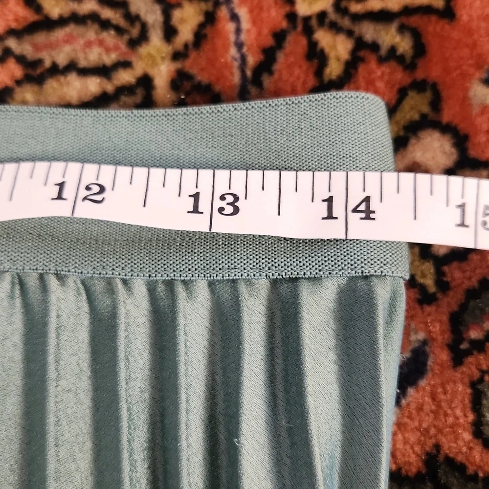 H&M great pre